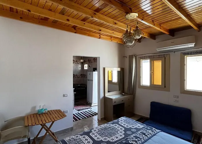 Cosy Side One Bedroom In Assala, *